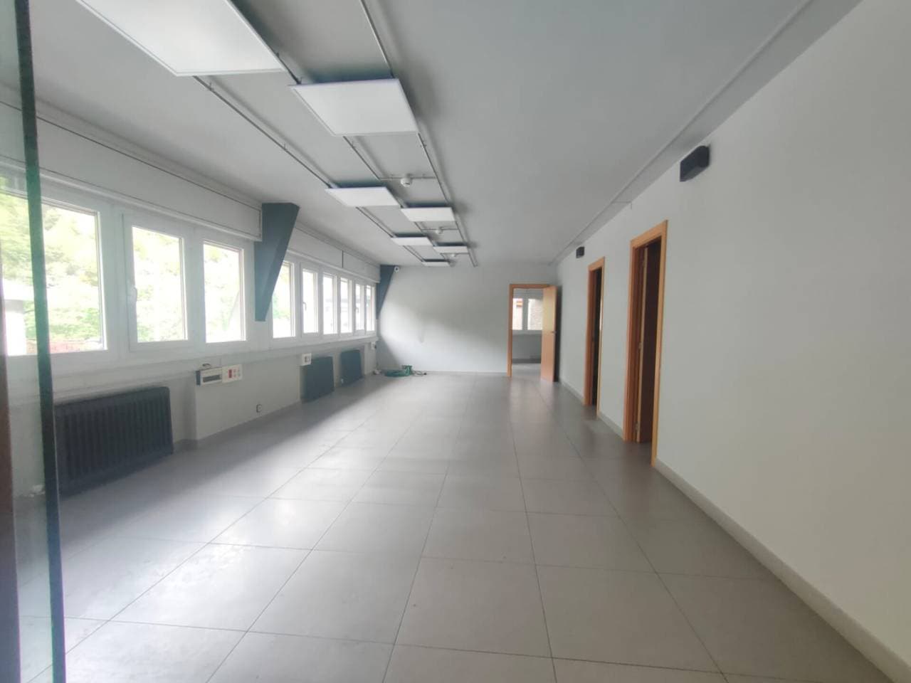 Local de lloguer a Les Escaldes-Engordany - Thumbnail 13