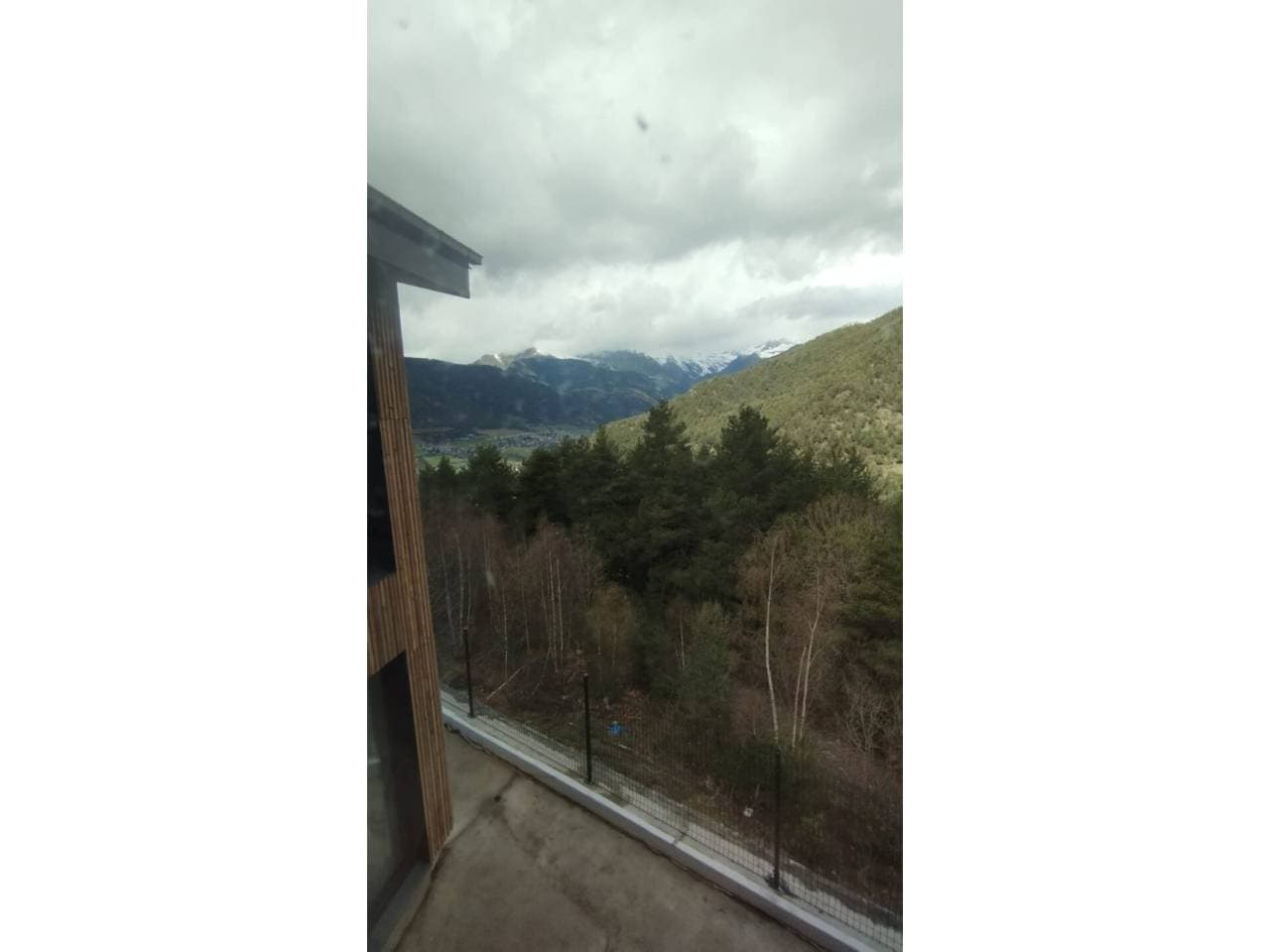 Espectacular xalet de nova construcció situat a la prestigi... - Thumbnail 40