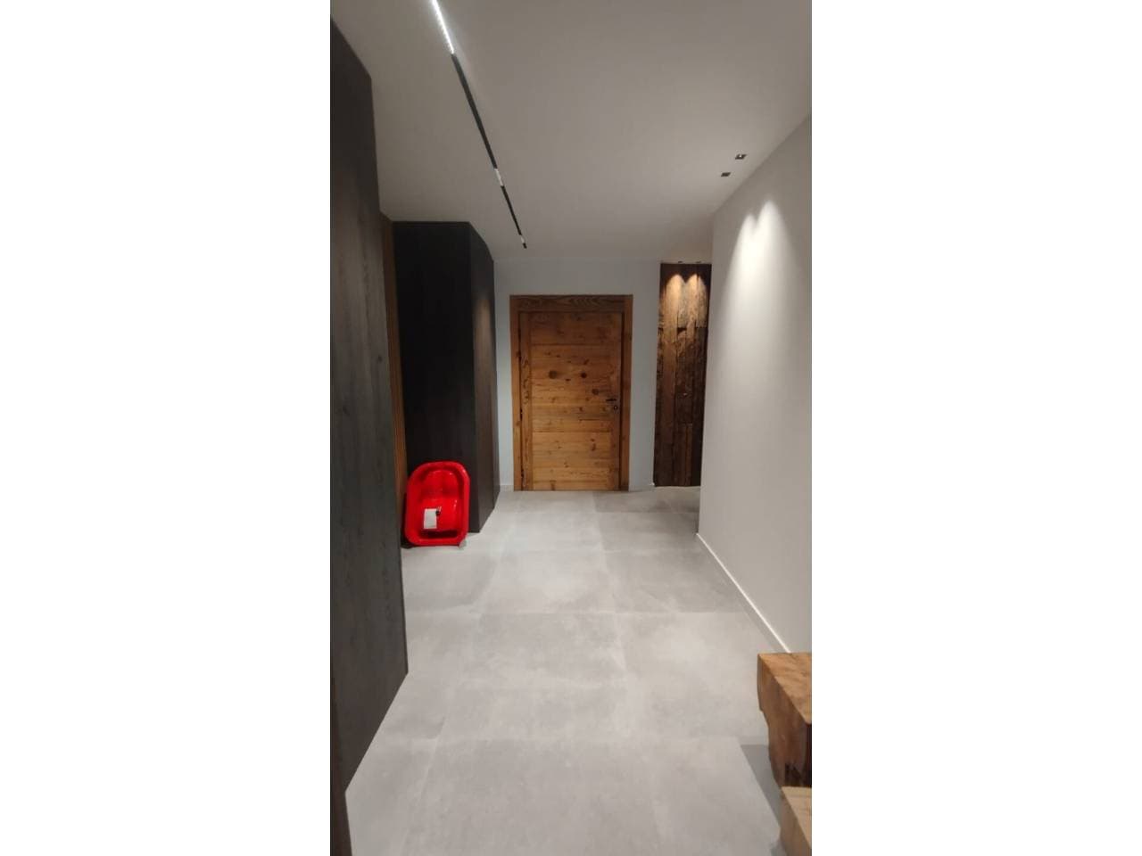 Espectacular xalet de nova construcció situat a la prestigi... - Thumbnail 56