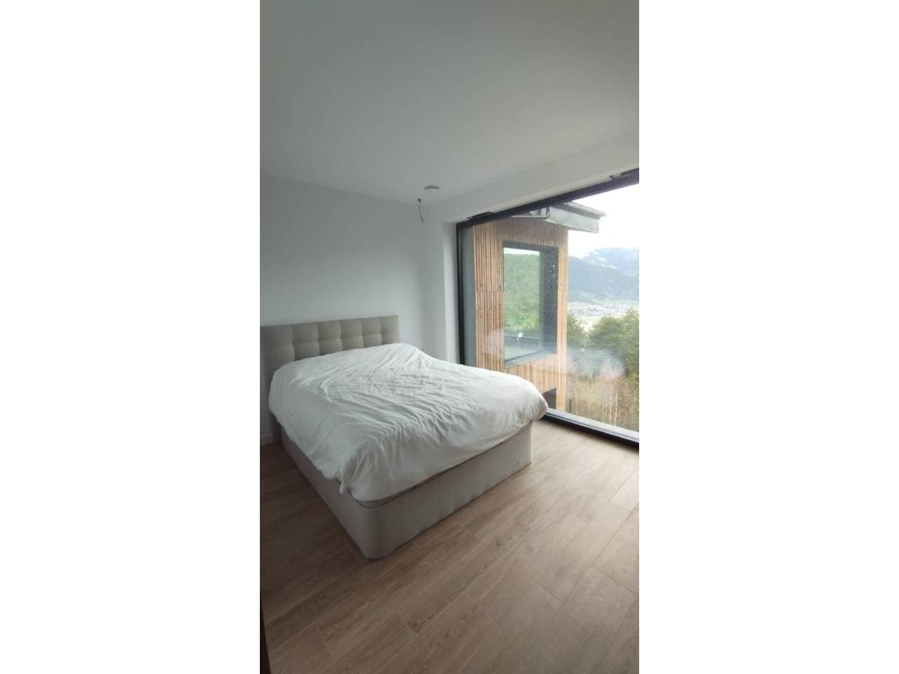 Espectacular xalet de nova construcció situat a la prestigi... - Thumbnail 25