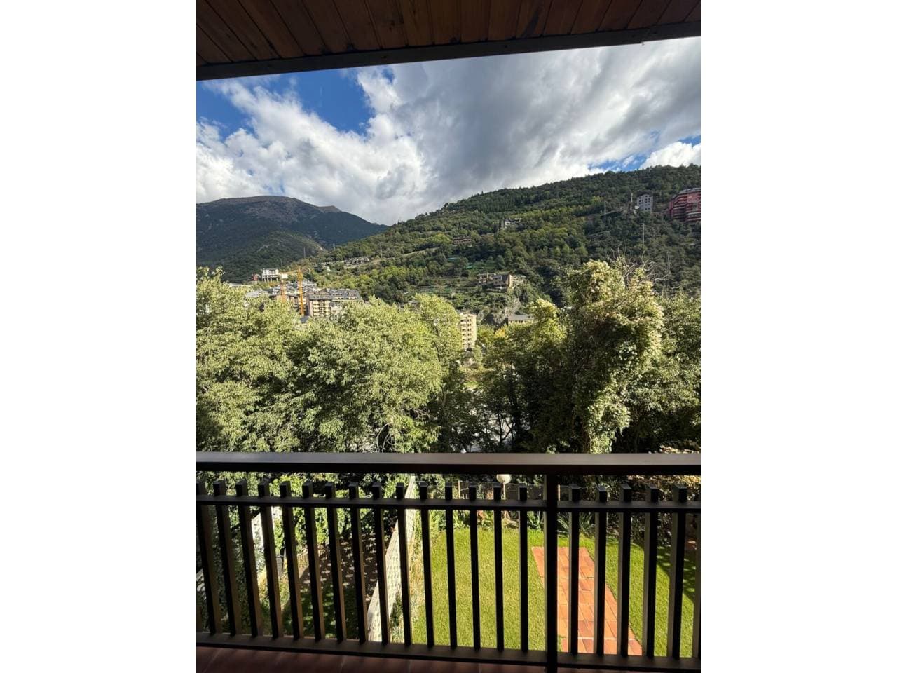 FANTÀSTIC PIS ASSOLELLAT A SANT JULIÀ DE LORIA!! - Image 1