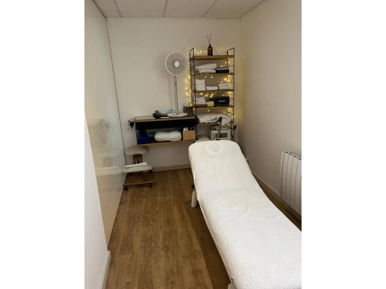 Local comercial amb rentabilitat - Image 1