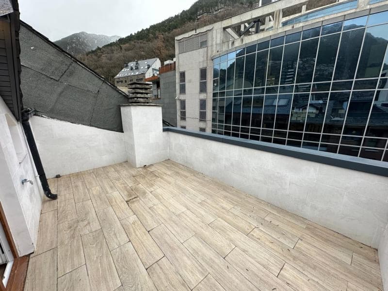 Àtic duplex de lloguer a Escaldes - Thumbnail 2