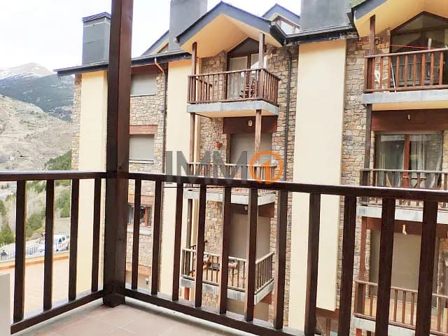 En venda pis situat en una urbanització molt tra - Thumbnail 4