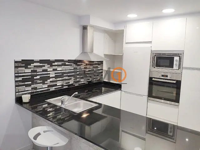 En venda pis situat en una urbanització molt tra - Thumbnail 8