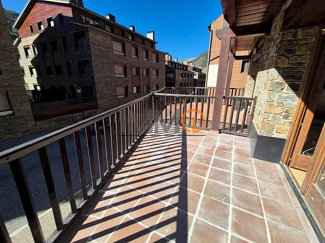 Pis de 65m² totalment moblat i equipat, 2 habita - Thumbnail 15