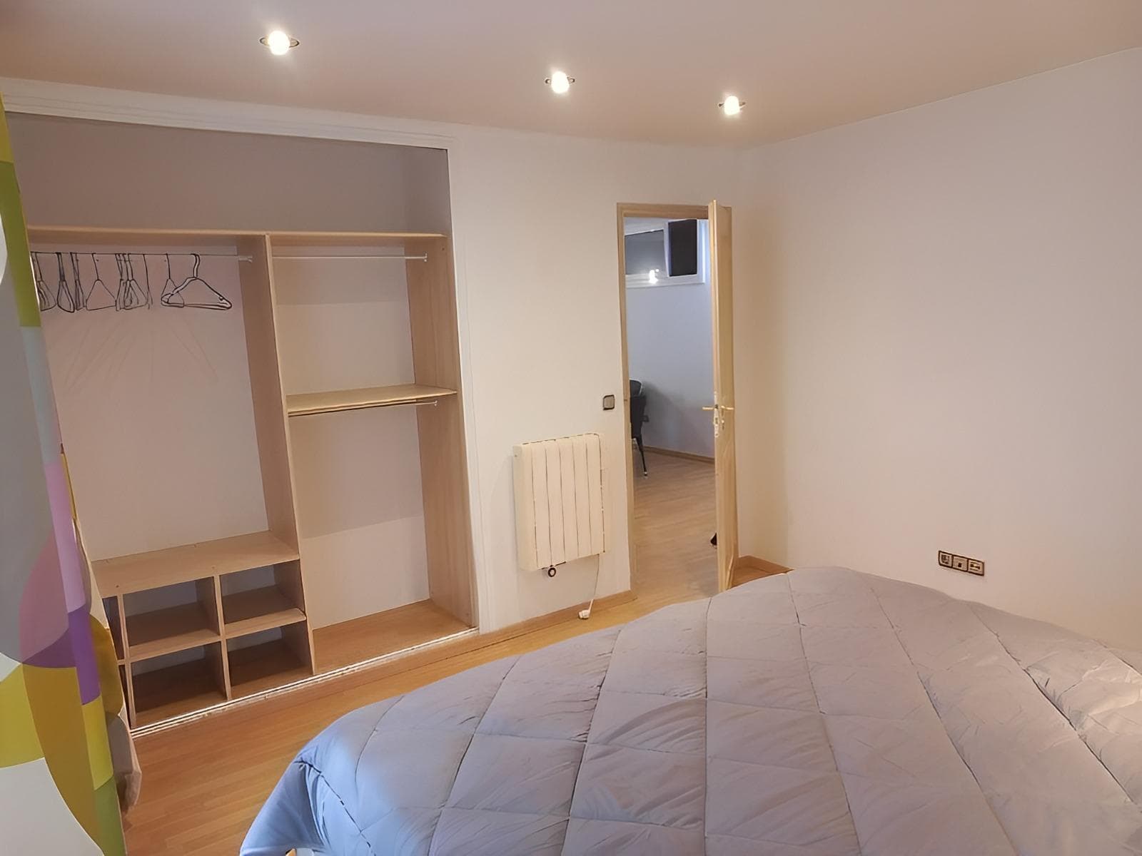 Venda a Encamp - Thumbnail 6