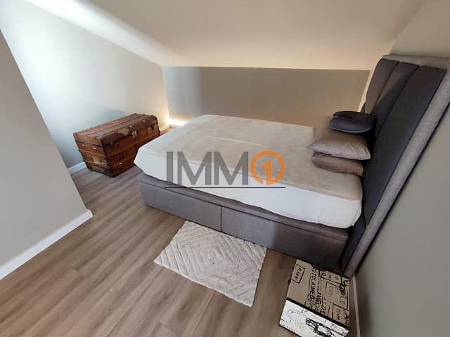 Es lloga dúplex totalment reformat i moblat al C - Thumbnail 12