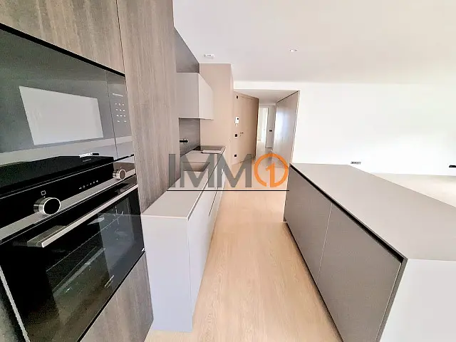 Fantàstic i cèntric pis en venda ubicat en l’ - Thumbnail 8