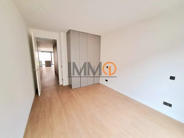 Fantàstic i cèntric pis en venda ubicat en l’ - Thumbnail 10