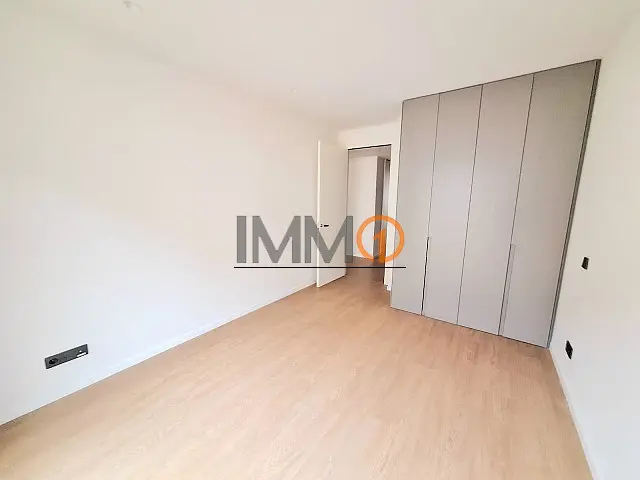 Fantàstic i cèntric pis en venda ubicat en l’ - Thumbnail 11