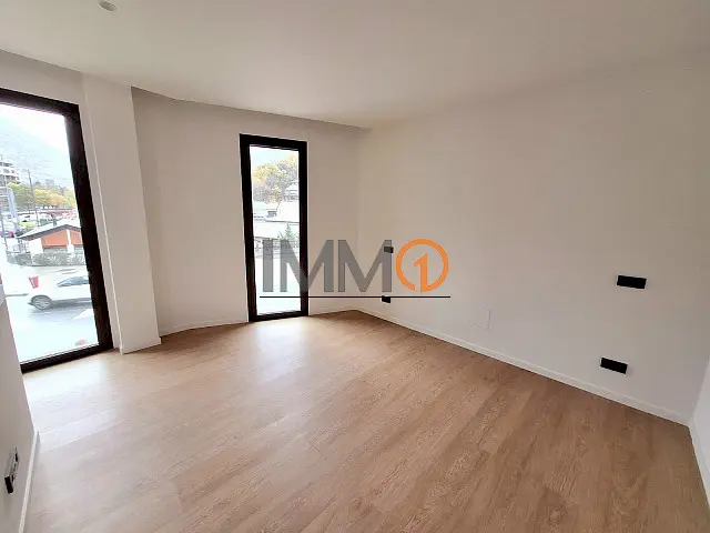 Fantàstic i cèntric pis en venda ubicat en l’ - Thumbnail 17