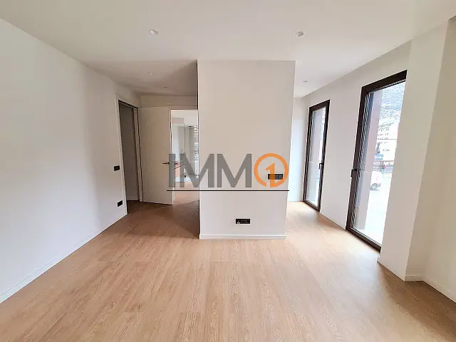 Fantàstic i cèntric pis en venda ubicat en l’ - Thumbnail 19