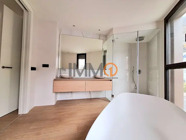 Fantàstic i cèntric pis en venda ubicat en l’ - Thumbnail 22