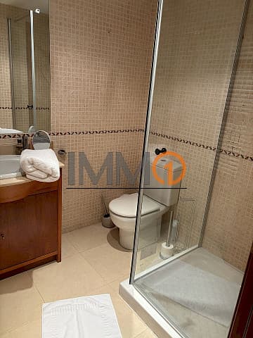 En ven fantàstic pis a la Cortinada, amb una sup - Thumbnail 16