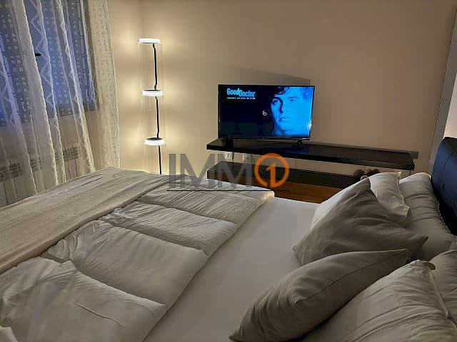 En ven fantàstic pis a la Cortinada, amb una sup - Thumbnail 12