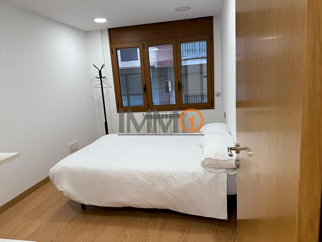 Es lloga pis cèntric a Escaldes Engordany mobl - Thumbnail 7