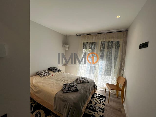 Es lloga per temporada a Arinsal pis de 80 m2 dis - Thumbnail 10