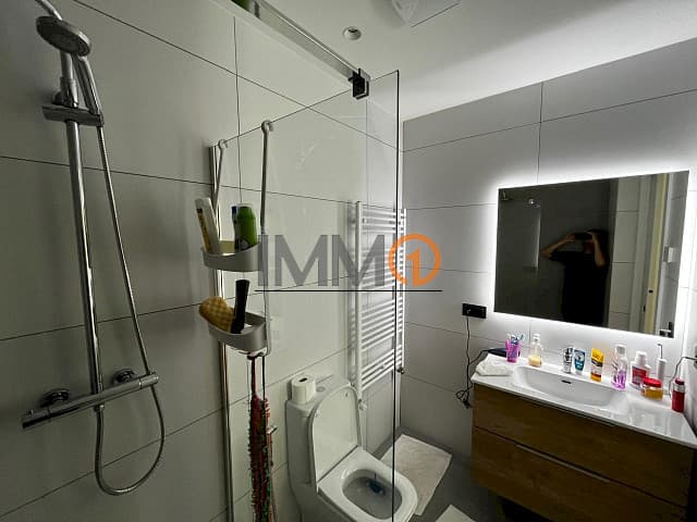 Es lloga per temporada a Arinsal pis de 80 m2 dis - Thumbnail 19