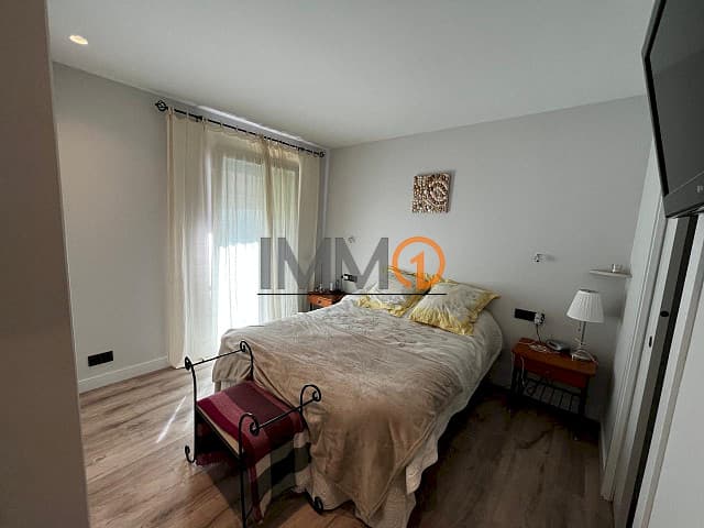 Es lloga per temporada a Arinsal pis de 80 m2 dis - Thumbnail 15