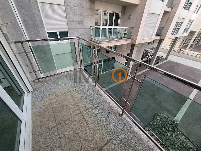 En venda pis a Santa Coloma, que conta amb una su - Thumbnail 12