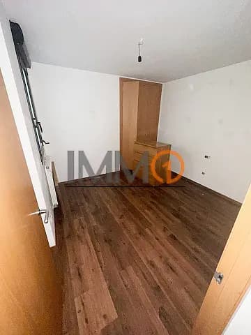 En venda pis a la Cortinada que conta amb una sup - Thumbnail 6