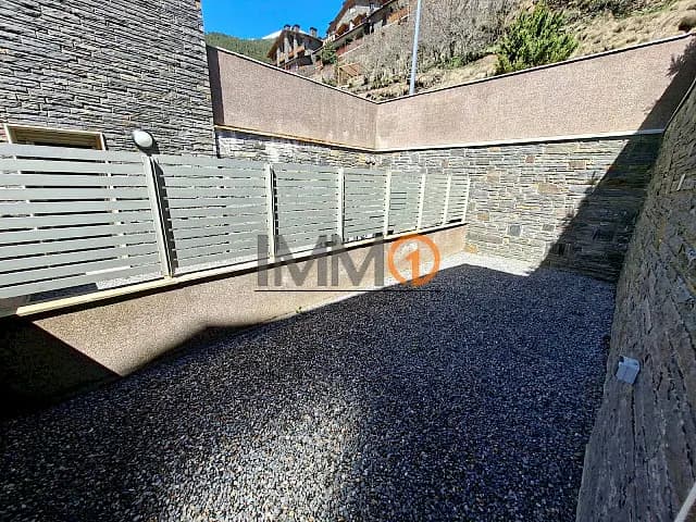 Es lloga magnífic pis de recent construcció sit - Thumbnail 22