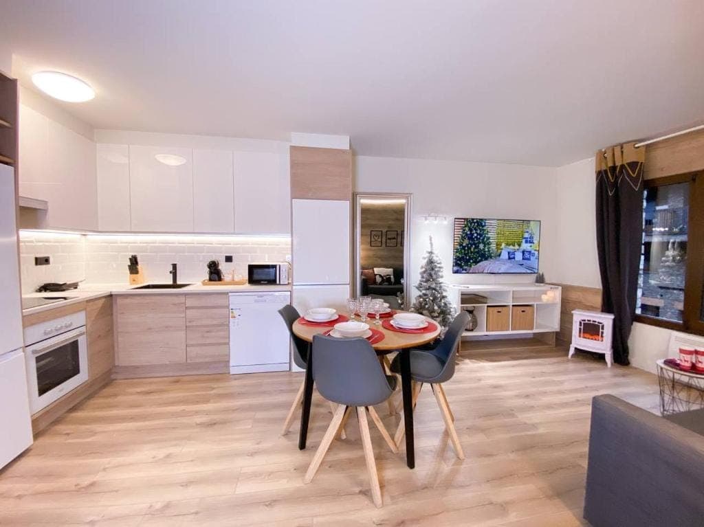 Avinguda de Joan Martí, 80, AD200, Encamp, Andorra - Thumbnail 4