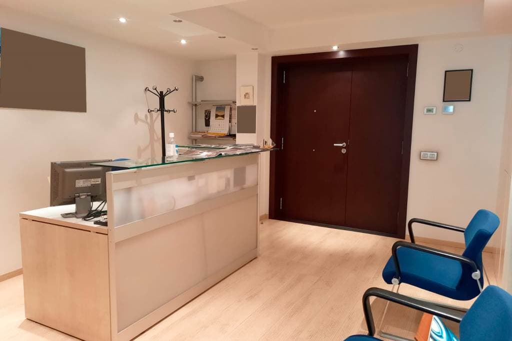 Exclusiva oficina per llogar al Centre d´Andorra - Thumbnail 3