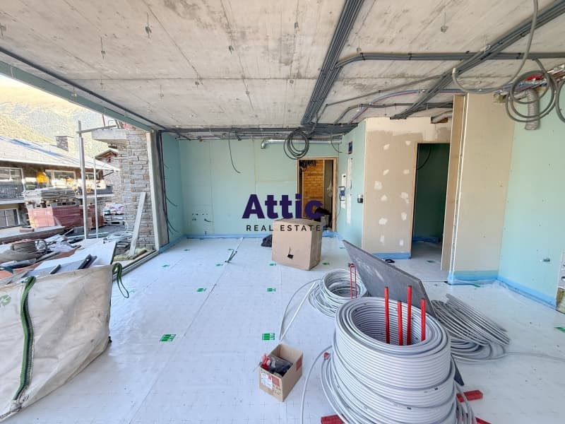 ÚLTIMA: Planta baixa d'obra nova a Ordino - Thumbnail 7