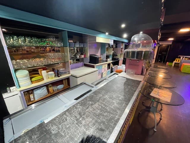 local baix 100m2 en venda !! - Thumbnail 4