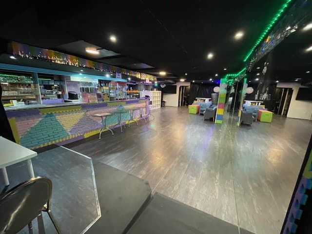 local baix 100m2 en venda !! - Thumbnail 2