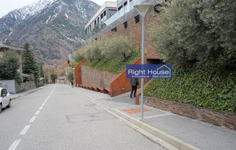 2 places d´aparcament - Thumbnail 2