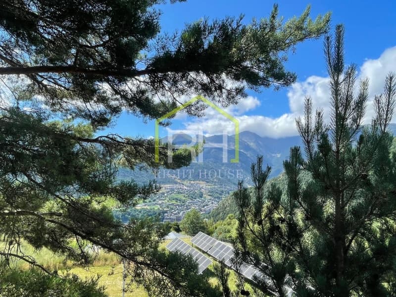 Terreny cantoner amb vistes espectaculars !! - Thumbnail 9