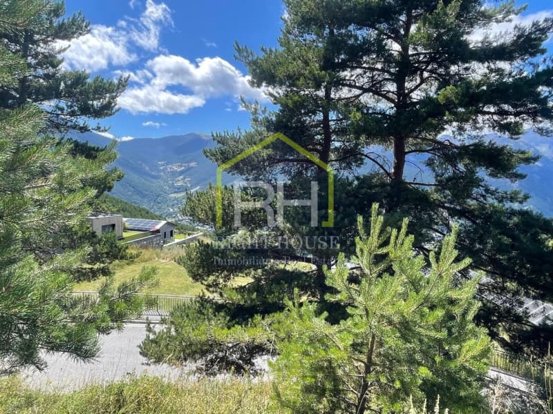 Terreny cantoner amb vistes espectaculars !! - Thumbnail 8