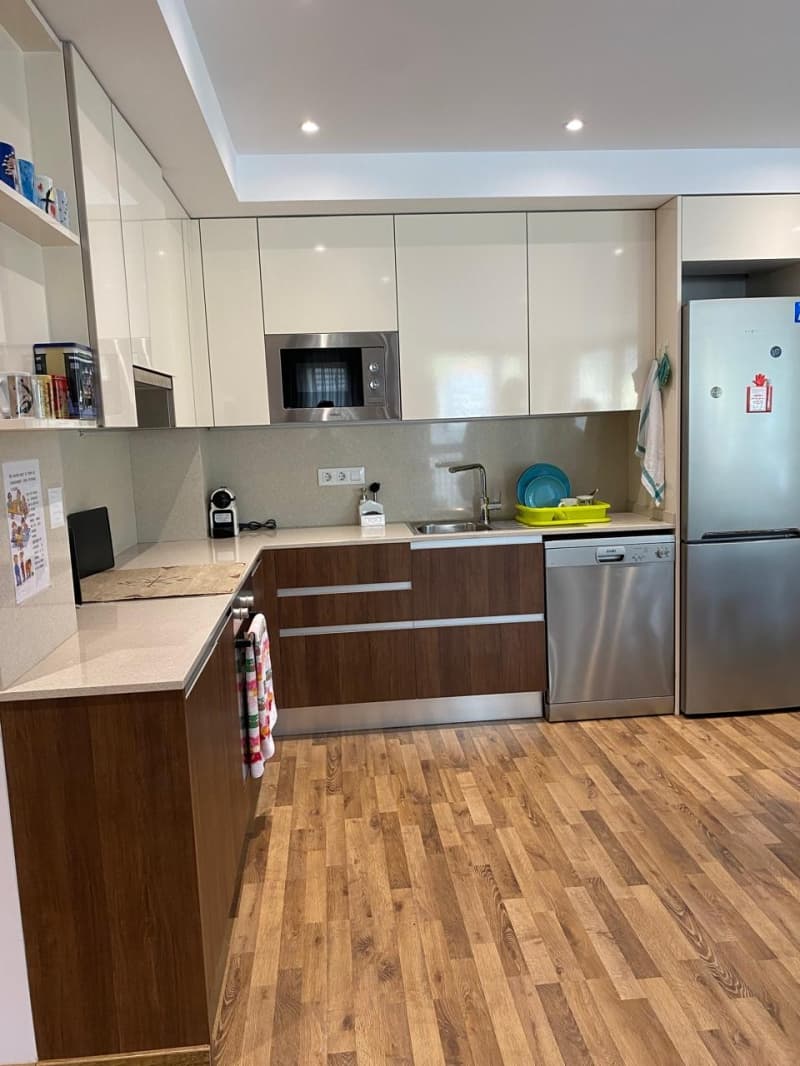 PIS PER LLOGAR A ENCAMP 3 HABITACIONS, 2 BANYS I PARQUING OPCIONAL - Thumbnail 10