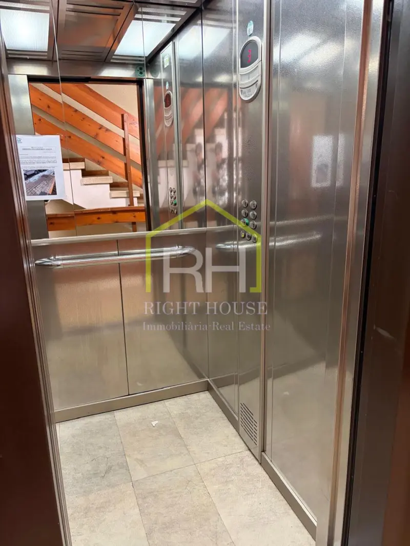 apartament amb terrassa , llar de foc 98m2 - Thumbnail 19