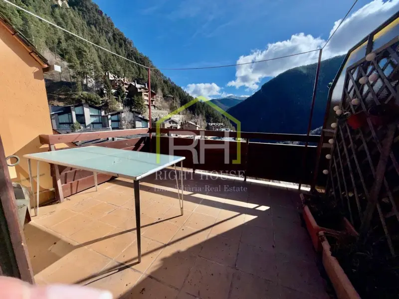 apartament amb terrassa , llar de foc 98m2 - Thumbnail 22