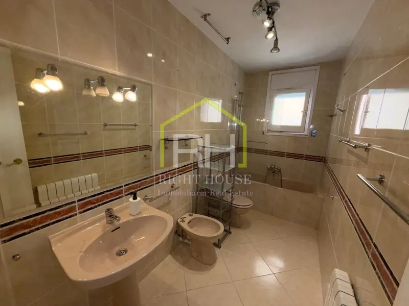 apartament amb terrassa , llar de foc 98m2 - Thumbnail 31