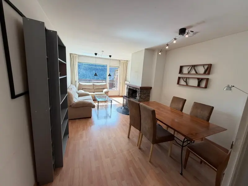 apartament amb terrassa , llar de foc 98m2 - Thumbnail 6