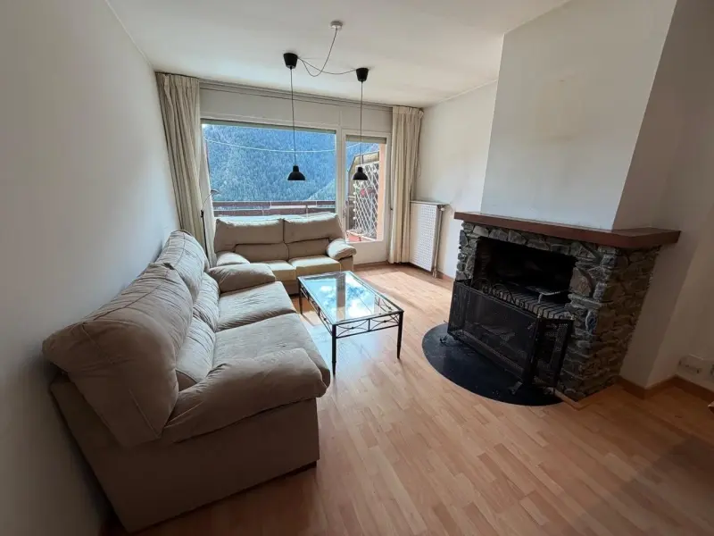 apartament amb terrassa , llar de foc 98m2 - Thumbnail 4