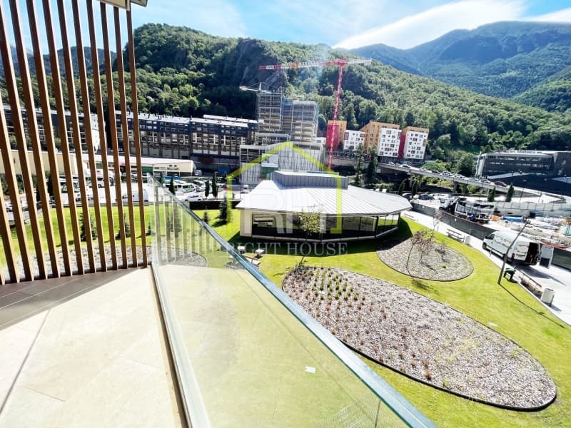 centric ,terrassa , moblat i equipat !! - Thumbnail 3