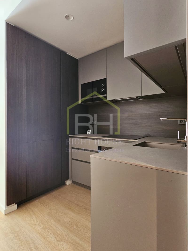 centric ,terrassa , moblat i equipat !! - Thumbnail 14