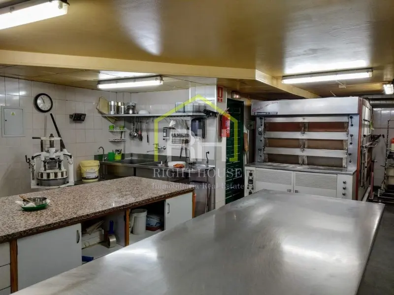 Es traspassa Forn/Obrador - Image 1