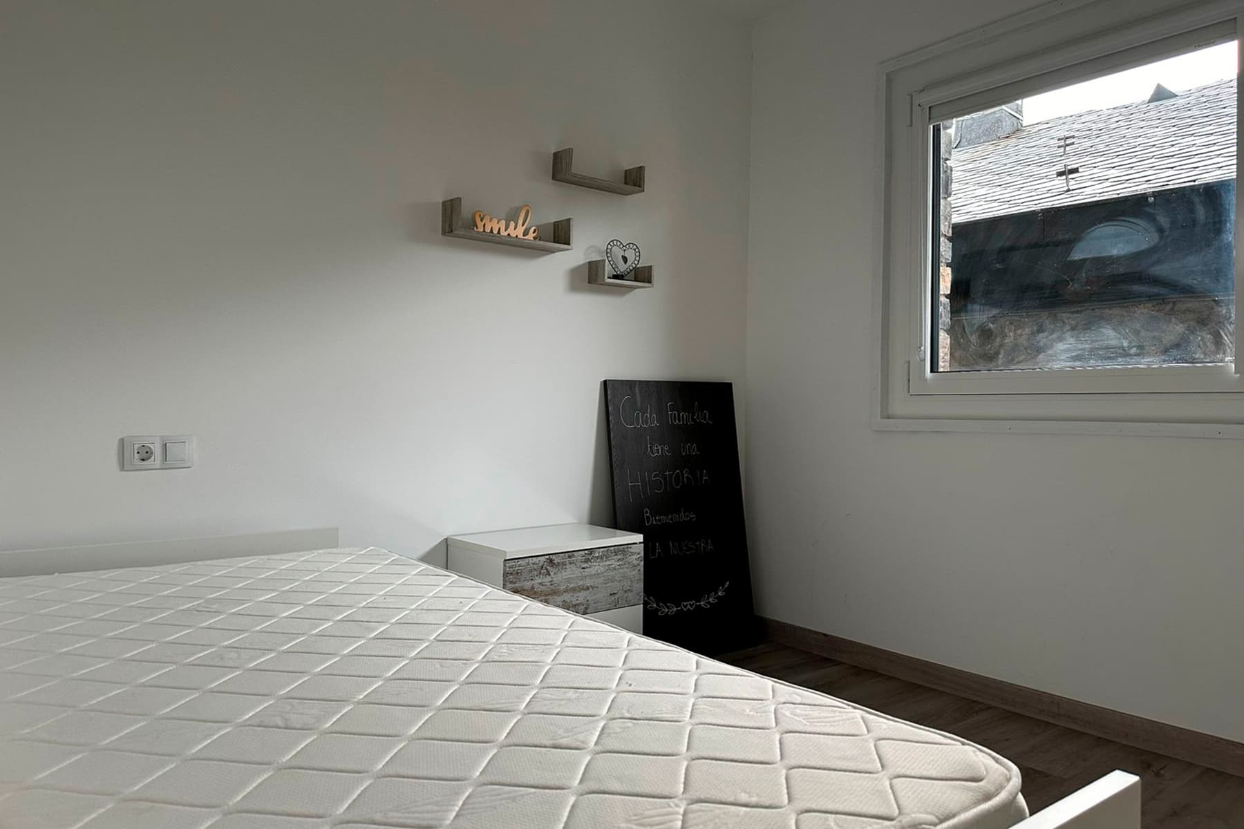 Aquesta propietat es troba en una urbanització mo - Thumbnail 8