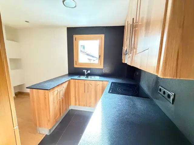 lloger de caseta centrica a Escaldes -engordany - Thumbnail 4