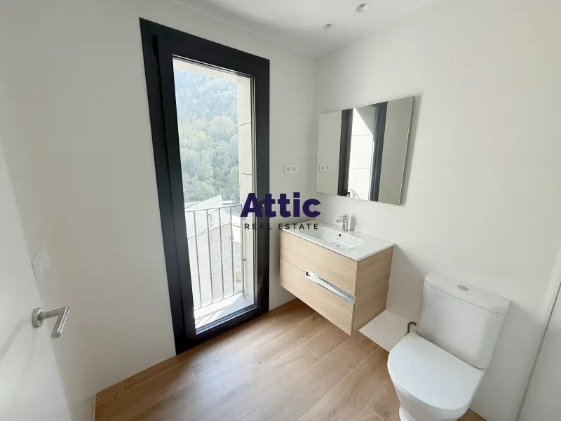 Àtic d´obra nova a estrenar - Thumbnail 15