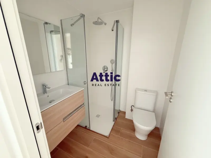 Àtic d´obra nova a estrenar - Thumbnail 16