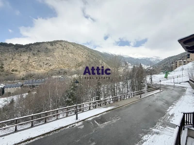 Descobreix aquest exclusiu estudi - Thumbnail 16