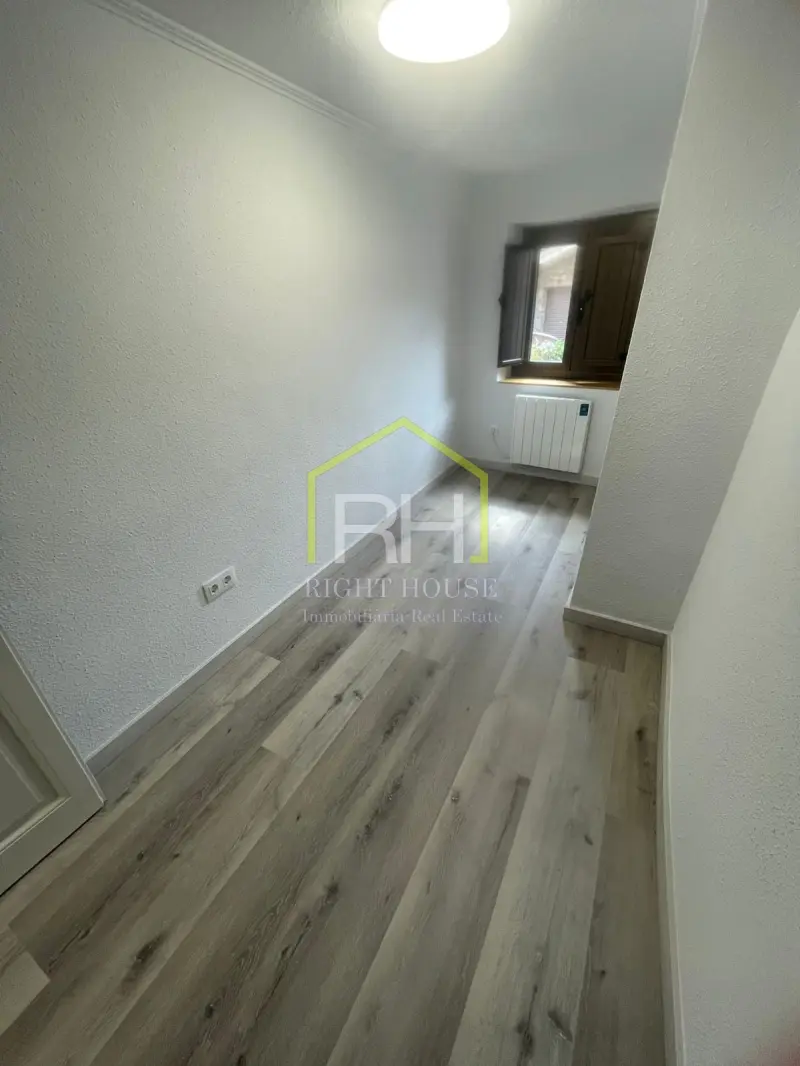 Casa en lloguer al casc antic d'Andorra la Vella - Thumbnail 11